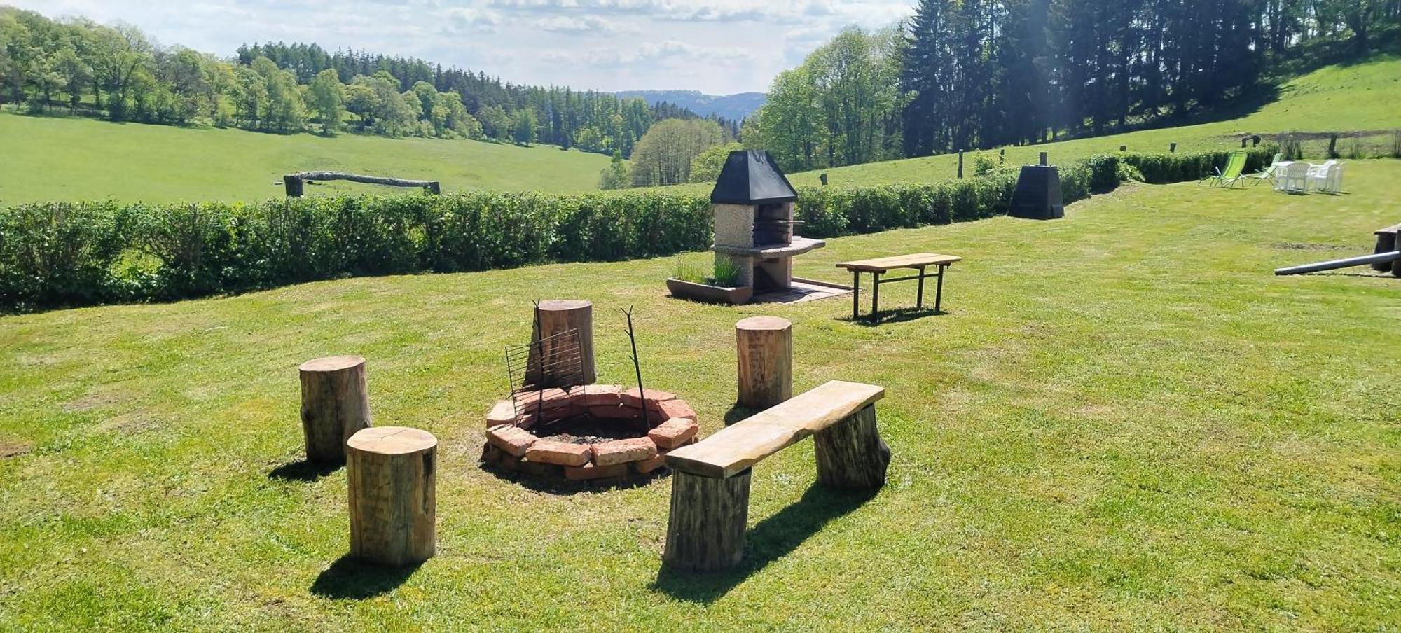 Apartmany U Becova Nad Teplou Bečov nad Teplou Exterior foto